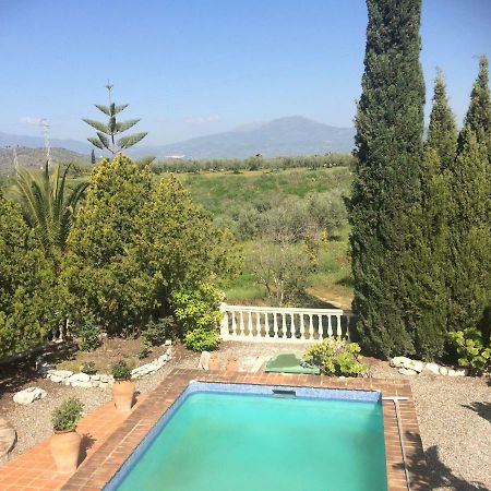 Villa De La Rosa Малага Екстериор снимка